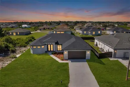 New construction Single-Family house 2915 23Rd St Sw, Lehigh Acres, FL 33976 - image