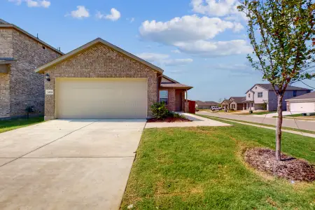 New construction Single-Family house 703 Grand Dale Drive, Lavon, TX 75166 - photo 0