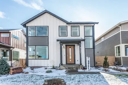 New construction Single-Family house 5116 Beckworth St, Timnath, CO 80547 plan Newton - image