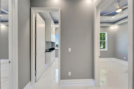 New construction Single-Family house 548 Estuary Shore Lane, Apollo Beach, FL 33572 - photo 56 56