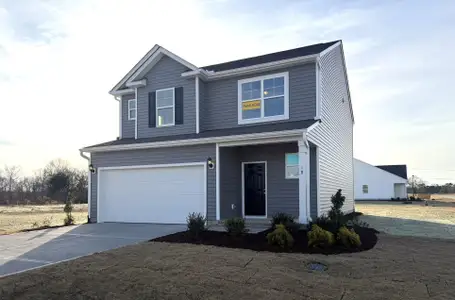 New construction Single-Family house 18 Cedar Run Ct, Benson, NC 27504 plan Ellerbe - image