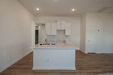 New construction Single-Family house 5935 Willow Point Blvd, San Antonio, TX 78219 Primrose- photo 1 1