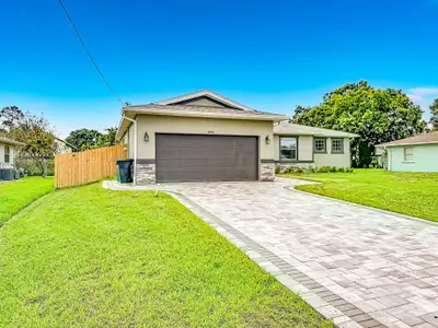 New construction Single-Family house 6006 Cassia Dr, Fort Pierce, FL 34982 - image