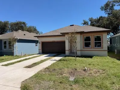 New construction Single-Family house 8703 N 48Th St, Tampa, FL 33617 - image