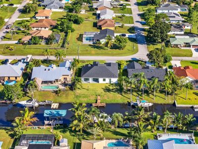 New construction Single-Family house 632 Se Seahouse Dr, Port St. Lucie, FL 34983 - image 2