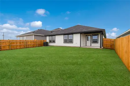 New construction Single-Family house 18005 Purple Top Ln, Manor, TX 78653 plan The Irvine - image