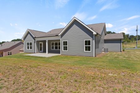 New construction Single-Family house 111 Nannies Cir, Williamston, SC 29697 plan (SC)Everett A.1 3 Front Entry - image 18