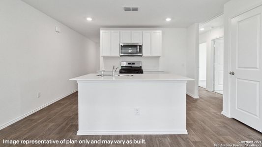 New construction Single-Family house 9831 De Allende Path, San Antonio, TX 78221 - image