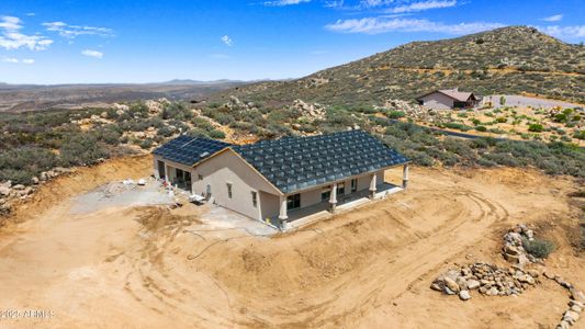 New construction Single-Family house 750 S Grant Woods Pkwy, Dewey-Humboldt, AZ 86327 - image