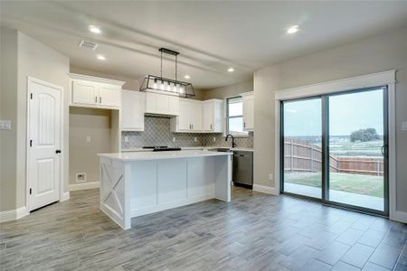 New construction Townhouse house 238 Legacy Blvd, Weatherford, TX 76085 null- photo 6 6