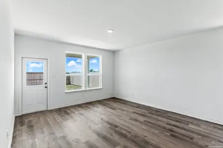New construction Single-Family house 1203 Los Mochis Ave, Converse, TX 78109 plan Dinero - image 14