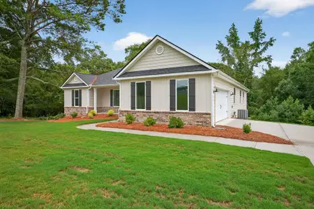 New construction Single-Family house 328 Advent Dr, Winder, GA 30680 - image