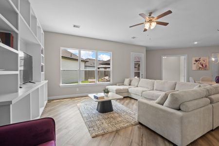 New construction Single-Family house 1214 Hidden Oaks Dr, Tomball, TX 77375 plan Promenade III - image 6