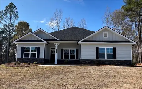 New construction Single-Family house 562 Walnut Creek Pkwy, Pendergrass, GA 30567 plan 2100 - image