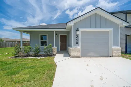 New construction Single-Family house 240 W Martindale St, Seguin, TX 78155 - image