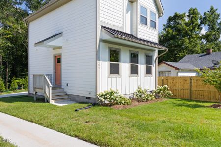 New construction Single-Family house 1448a Maplewood Dr, Durham, NC 27704 - image