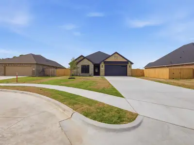 New construction Single-Family house 209 Alice Ct, Grand Prairie, TX 75051 - image