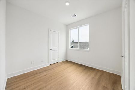 New construction Single-Family house 1636 W Tidwell Rd, Houston, TX 77091 null- photo 8 8
