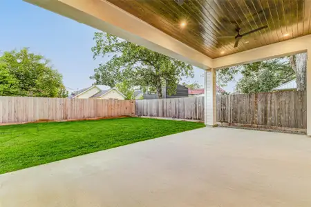 New construction Single-Family house 608 E 26Th St, Houston, TX 77008 - image 3