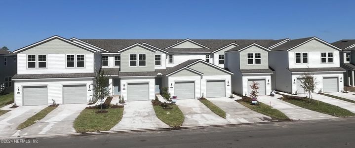 New construction Townhouse house 14539 Macadamia Lane, Unit 305, Jacksonville, FL 32218 Crescent- photo 0