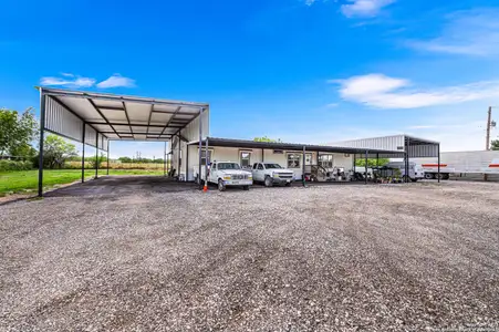 New construction Manufactured Home house 1602 Chaparral, Pearsall, TX 78061 - image