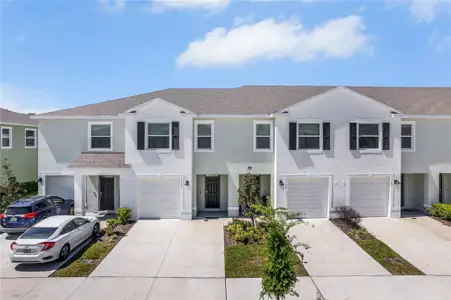 New construction Townhouse house 11175 Crescent Deer Dr, Land O' Lakes, FL 34638 - image