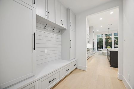 New construction Single-Family house 2205 North Blvd, Houston, TX 77098 - image 12