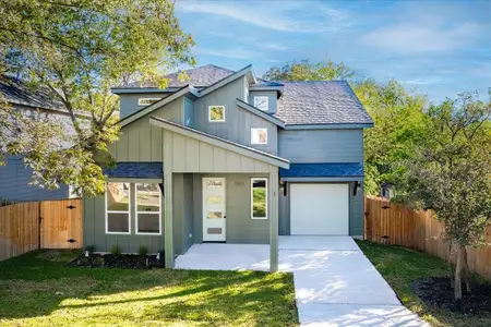 New construction Single-Family house 1809 Maple Ave, Unit 1, Austin, TX 78702 - photo 0