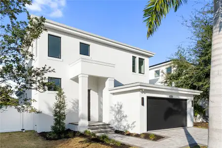 New construction Single-Family house 2355 Bahia Vista St, Sarasota, FL 34239 - image