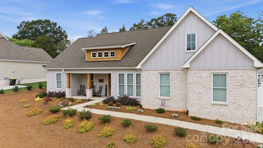 New construction Single-Family house 207 Wynnfall Dr, Lexington, NC 27295 - image