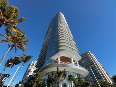 New construction Condo house 175 Se 25Th Rd, Unit 4202, Miami, FL 33129 - image 13