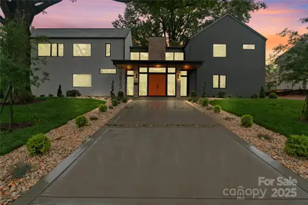 New construction Single-Family house 3822 Topsfield Rd, Charlotte, NC 28211 - image