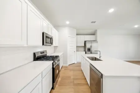 New construction Single-Family house 120 Ozark St, Greenville, TX 75402 plan Emmy II | CP - Trophy Series | 60' Lots - image 9