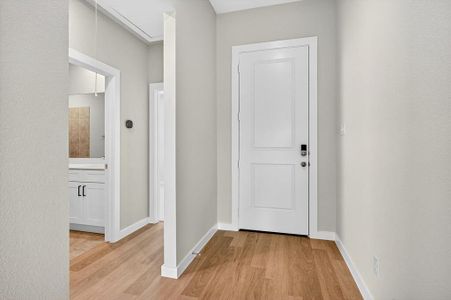 New construction Single-Family house 2220 Trailside Dr, Sherman, TX 75092 plan The Amherst - image 13