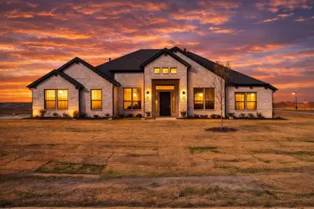 New construction Single-Family house 108 Lila Lake Dr, Waxahachie, TX 75165 - image