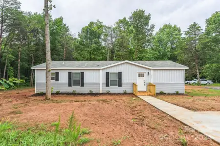 New construction Single-Family house 2027 Kennedy Dr, Statesville, NC 28677 null- photo 0 0