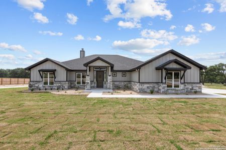 New construction Single-Family house 117 Hondo Drive, La Vernia, TX 78121 - photo 0