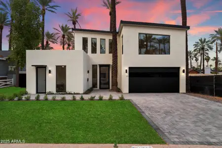 New construction Single-Family house 4311 E Sells Dr, Phoenix, AZ 85018 - image