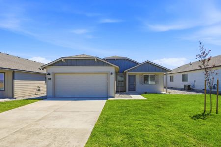 New construction Single-Family house 1134 Nw Fairway Rd, Madras, OR 97741 plan Camellia - image