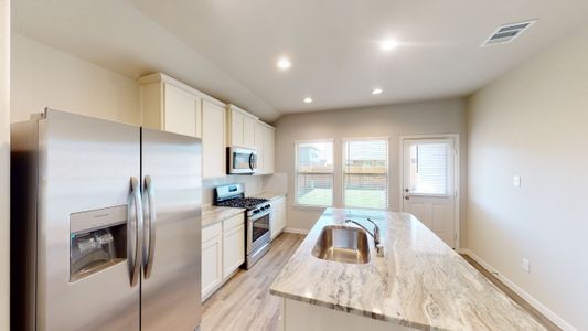New construction Single-Family house 13215 Lanrin Park Ln, Houston, TX 77044 plan Floor Plan 1605 - image 11
