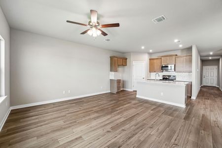New construction Single-Family house 2016 Ratibor Dr, Temple, TX 76502 plan Bandera - image 8