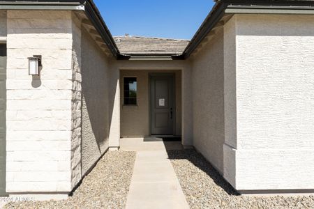 New construction Single-Family house 15656 W Mercer Lane, Surprise, AZ 85379 - photo 2 2