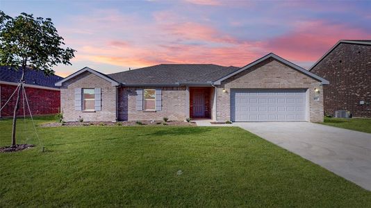 New construction Single-Family house 104 Cooper Dr, Cleburne, TX 76031 Arlington- photo 0