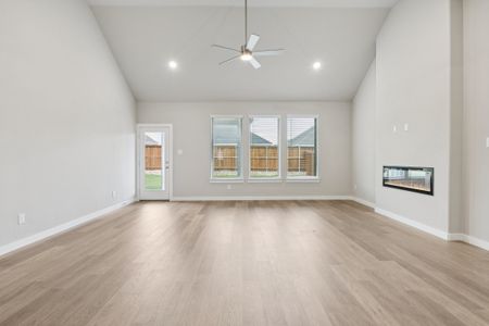 New construction Single-Family house 1066 Dewy Lake Pl, Lavon, TX 75166 plan Stanley II | Elevon 60's - image 17