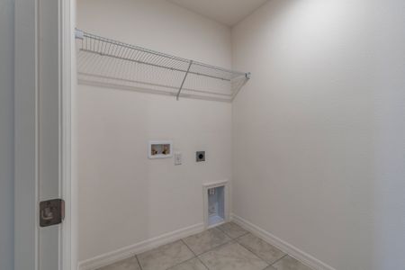 New construction Single-Family house 185 Glass Onion Dr, Groveland, FL 34737 plan Douglas - image 18