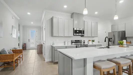 New construction Single-Family house 2214 Elegant Mnr Cir, Edgewater, FL 32141 plan Drexel - image 10
