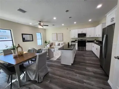 New construction Townhouse house 4370 Cambio Gardens Ct, Tampa, FL 33610 - image 5