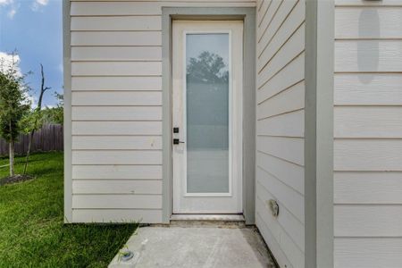 New construction Single-Family house 5727 Elysium St, Houston, TX 77091 - image 3