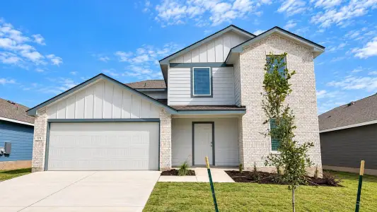 New construction Single-Family house 124 Baby Calf Roping Rd, Jarrell, TX 76537 plan Denise - image