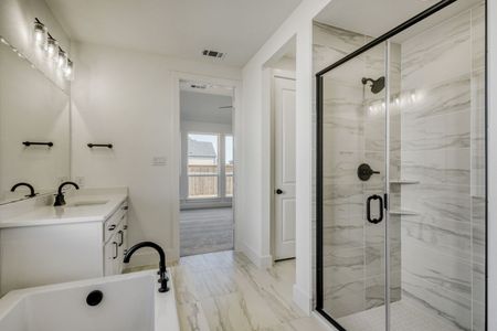 New construction Single-Family house 2226 Ten Mile Crk, Celina, TX 75009 plan 1531 - image 13